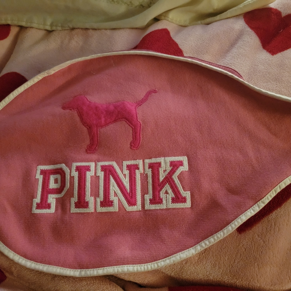 VS PINK Tennis Racket Cover